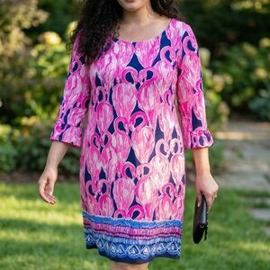 Lilly Pulitzer Sophie UPF 50
Ruffle High Tide Navy Via
Amor Flamingo Dress Large